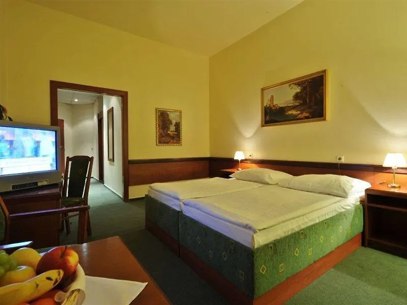 Three Crowns Hotel Prag
