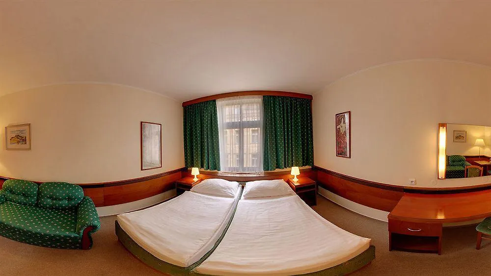 Three Crowns Hotel Prag